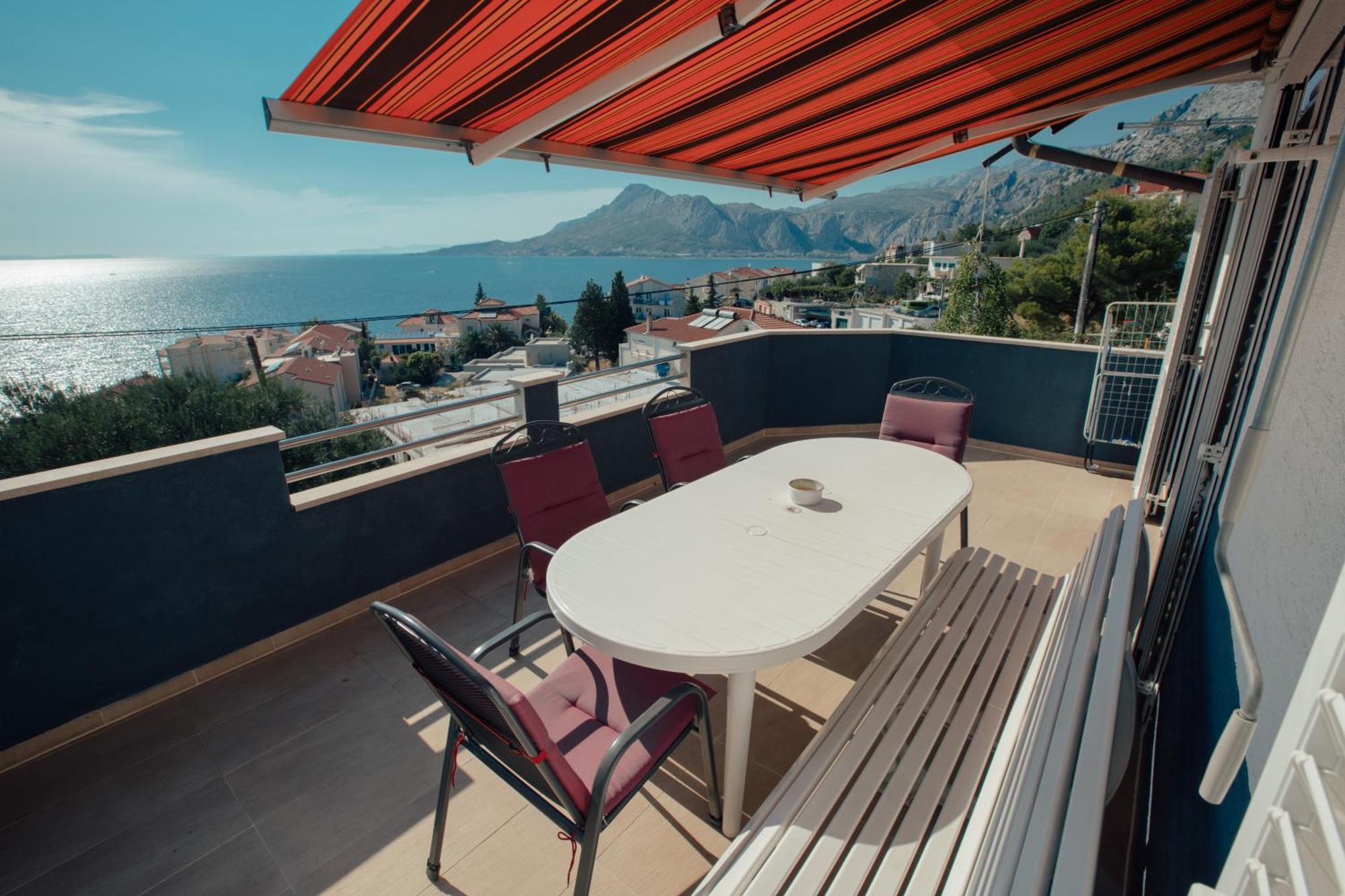 Apartmani Miljak Omis Exterior photo