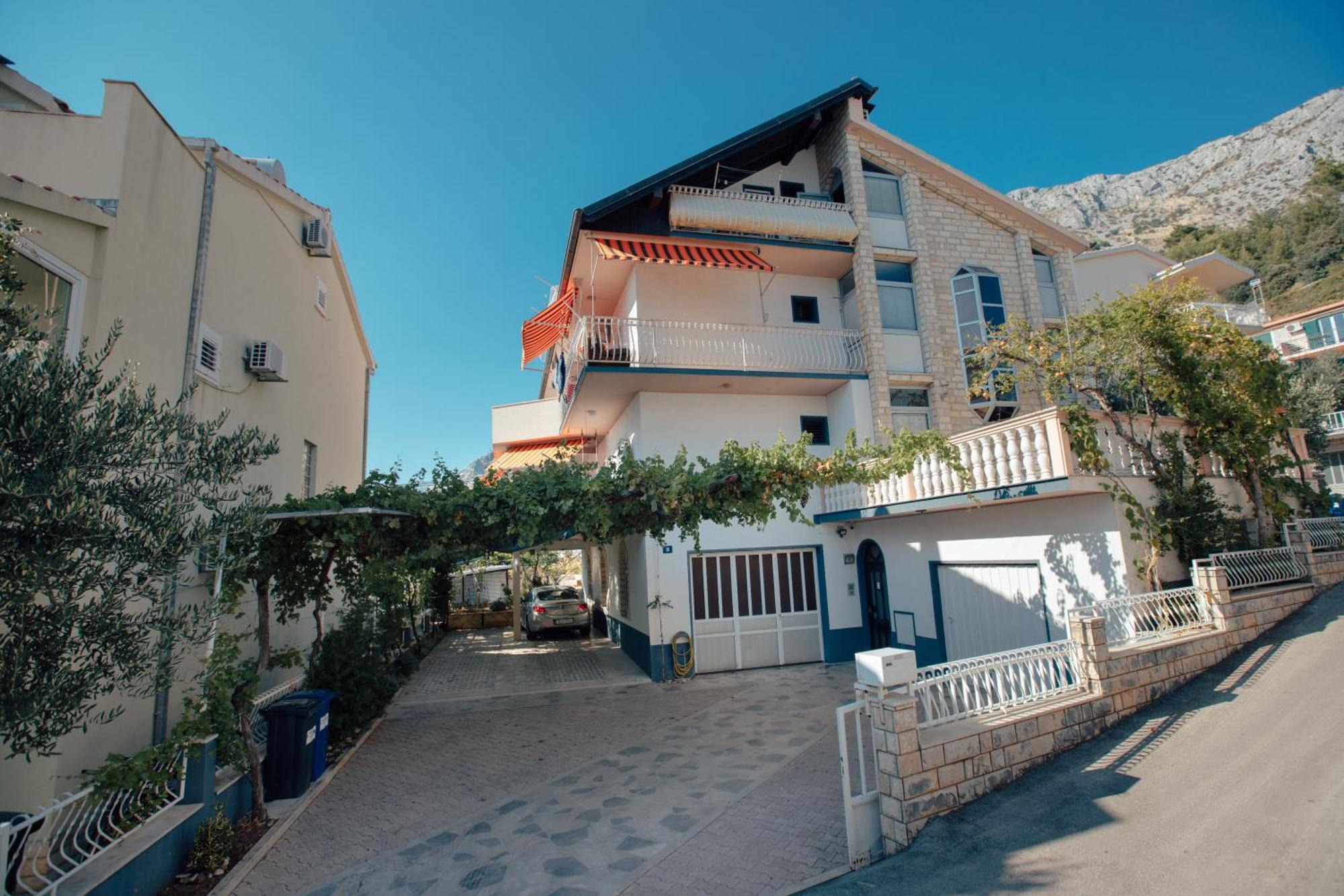 Apartmani Miljak Omis Exterior photo